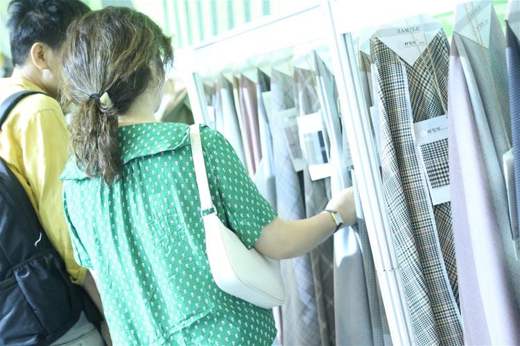 杭州国际纺织服装供应链博览会专访|时髦纺销售经理宋俊杰